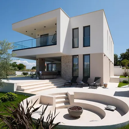 Villa Luka Nin