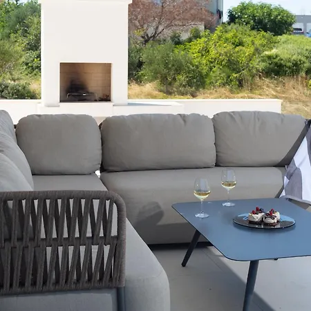 Villa Luka Nin