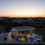 Luka Villa *