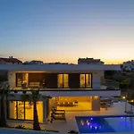 Luka Villa Nin
