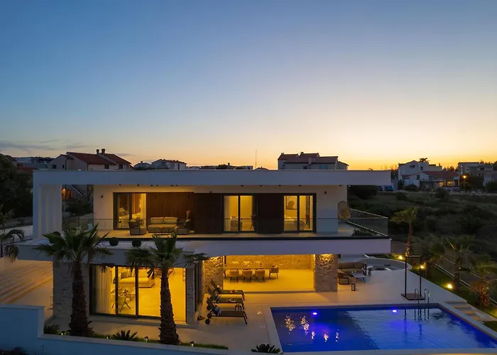 Luka فيلة نين