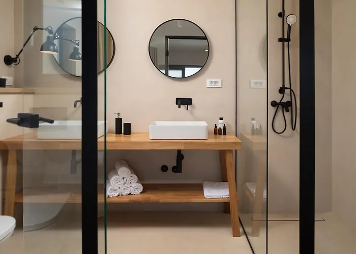 فيلة Luka نين